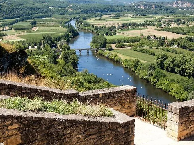 Feriehus Bungalow With A Terrace On A Hill In Dordogne Mauroux